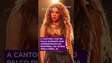 Shakira leva tombo durante show no Canadá #shorts