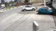 Câmera de segurança registra momento em que ladrões abandonam carro após sequestro de mulher em SP