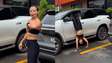 Primeira-dama de Imperatriz (MA) viraliza ao entrar em carro com movimento acrobático