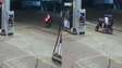 Criminoso leva tombo de motocicleta durante assalto a posto de combustível no Pará