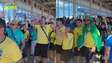 Esquenta para a estreia do Brasil na Copa: Torcedores brasileiros agitam MetLife horas antes do jogo
