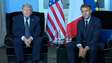 Ao lado de Macron, Trump diz que ajuda da França para liberar Estreito de Ormuz 'não é má ideia'