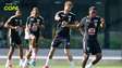 Sem Neymar e sem risadinha: treino da Seleção muda e Raphinha aparece com curativo 