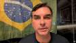 Flávio Bolsonaro sobre decisão de Moraes: ‘Quer tirar meu pai da domiciliar a qualquer custo’