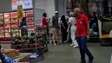 Açougueiro esfaqueia três colegas em supermercado e é preso no interior de SP