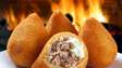 Você sabe quantas calorias tem em uma coxinha de frango?