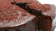 Bolo de chocolate supermolhadinho para deixar qualquer um com água na boca