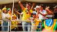Flávio Bolsonaro diz que aumento do Bolsa Família é ‘ilegal’ e chama de ‘desespero’ de Lula