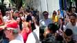 Haddad deixa local de votação sob gritos de ‘ladrão’ e coro de ‘bora, Lula’