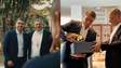 Flávio Bolsonaro visita arcebispo de Brasília e recebe imagem de Nossa Senhora Aparecida