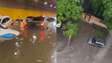Carros boiam em túnel e ruas ficam alagadas após forte chuva em São Paulo