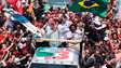 Apoiadores de Lula ocupam a orla de Copacabana em último ato no Rio 