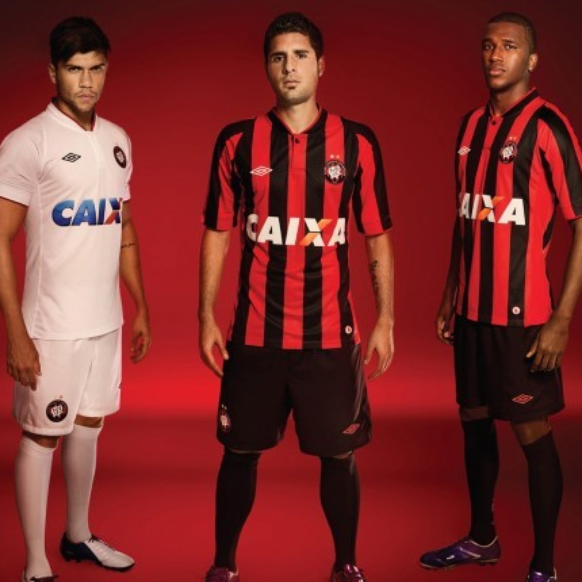 Com Pilotos Atletico Pr Lanca Novos Uniformes Para 2013
