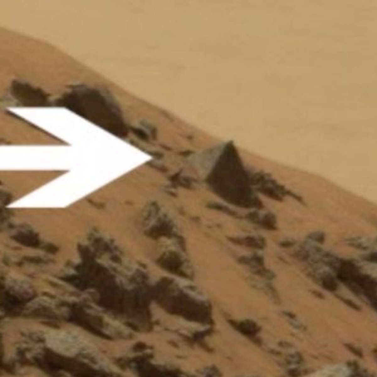 Vida Inteligente Robo Curiosity Acha Piramide Em Marte