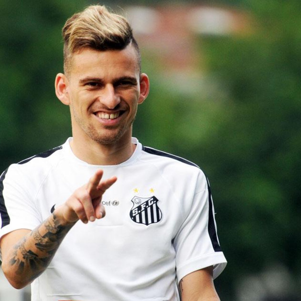 Santos Se Anima Com Faisca Entre Lucas Lima E Agente Mas Porto Mantem Interesse