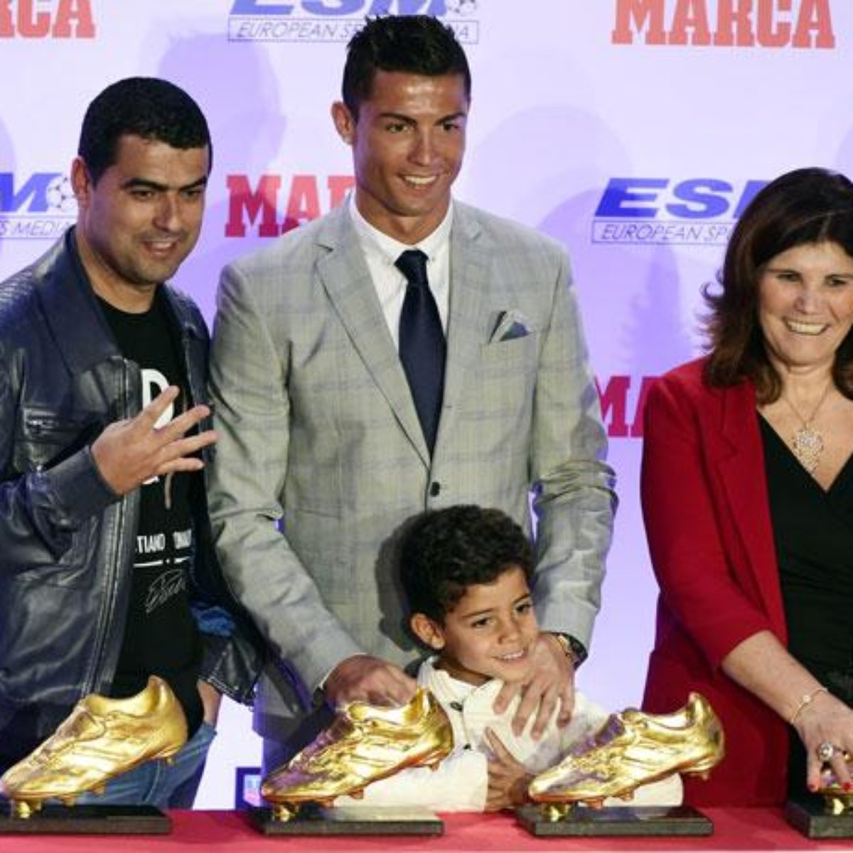 chuteira do filho do cristiano ronaldo