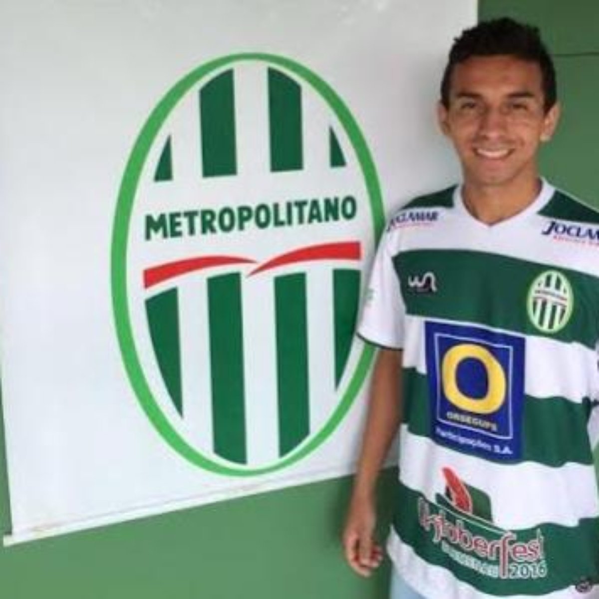 Com Contrato Com O Fla Ate 2018 Rafinha E Emprestado Novamente