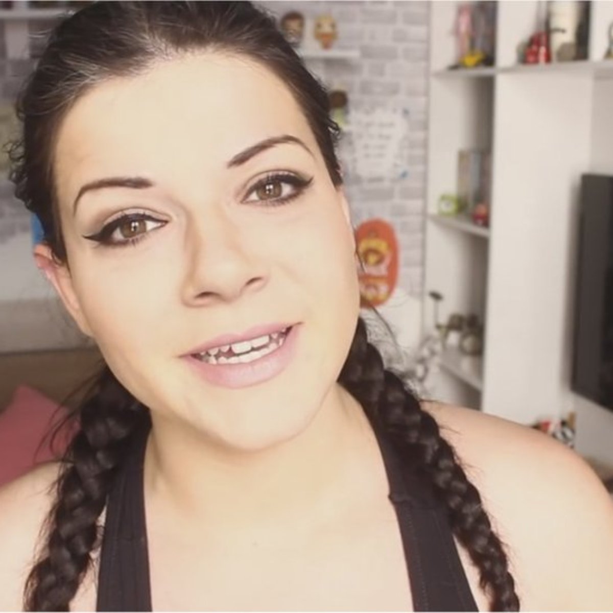 Bolo Em Garrafa Pet Politicamente Incorreto E Besteirol Que Vale Milhoes A Diversidade Dos Brasileiros Que Vivem Do Youtube Jane loures canal de culinaria. bolo em garrafa pet politicamente