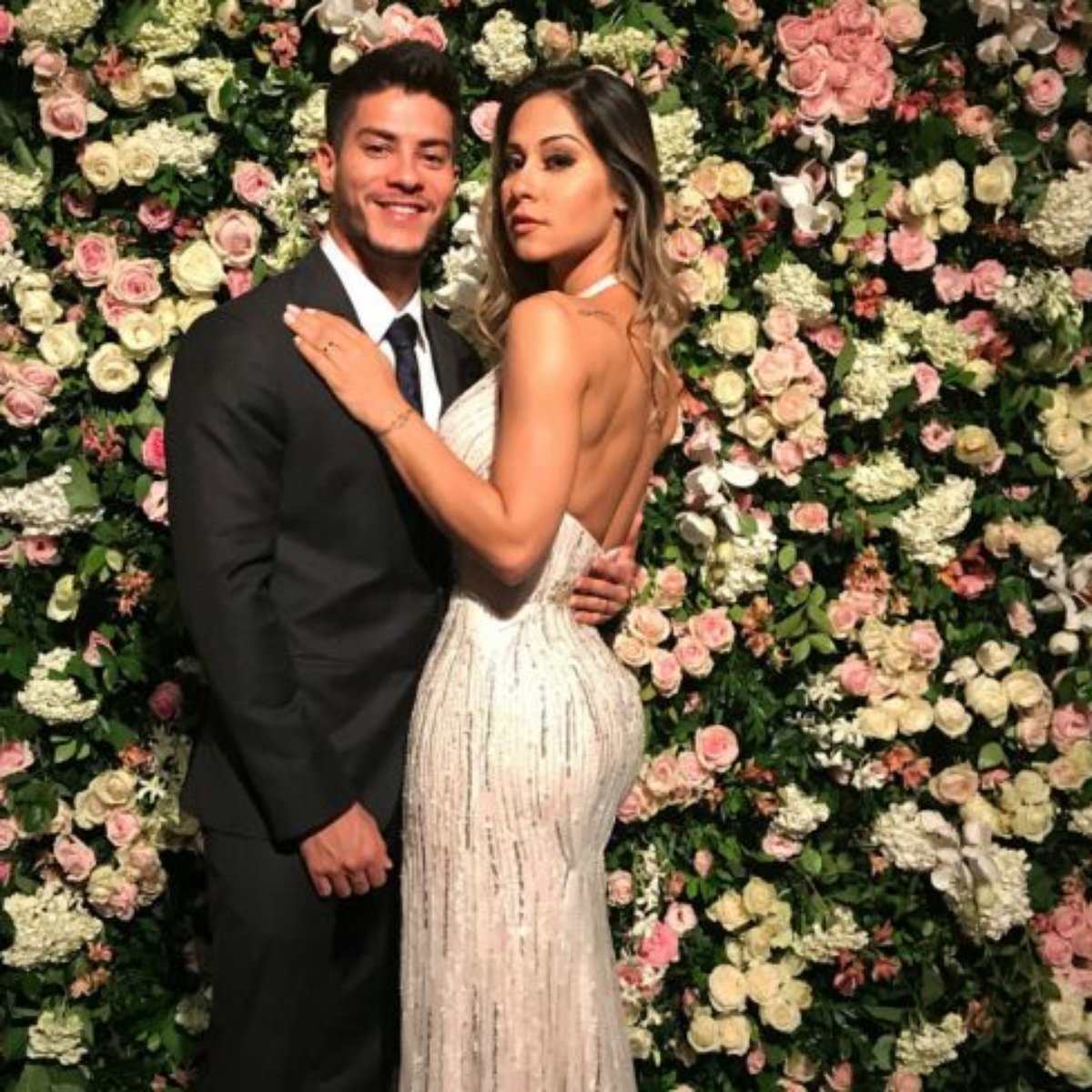 Mayra Cardi Antecipou Casamento Com Arthur Aguiar Posso Estar