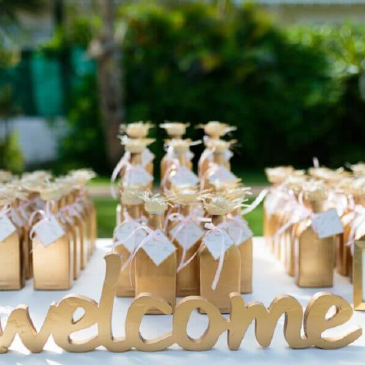 61 Modelos De Lembrancinhas De Casamento Para Presentear Seus Convidados Flores secas para garrafinhas,arranjos de mesa,1200 astes. lembrancinhas de casamento