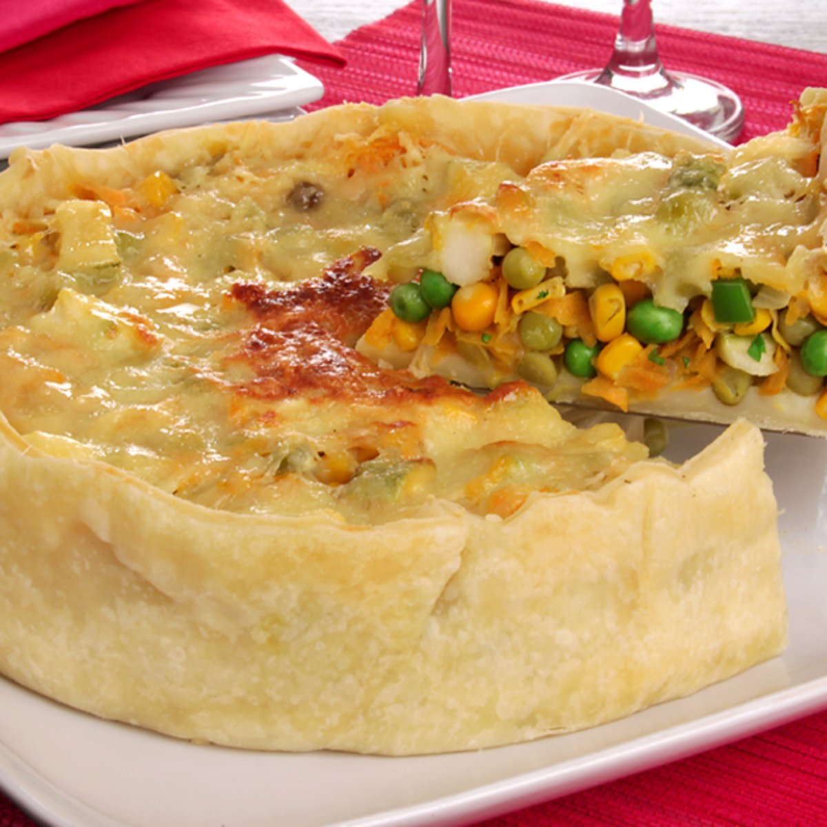 torta de legumes com massa folhada