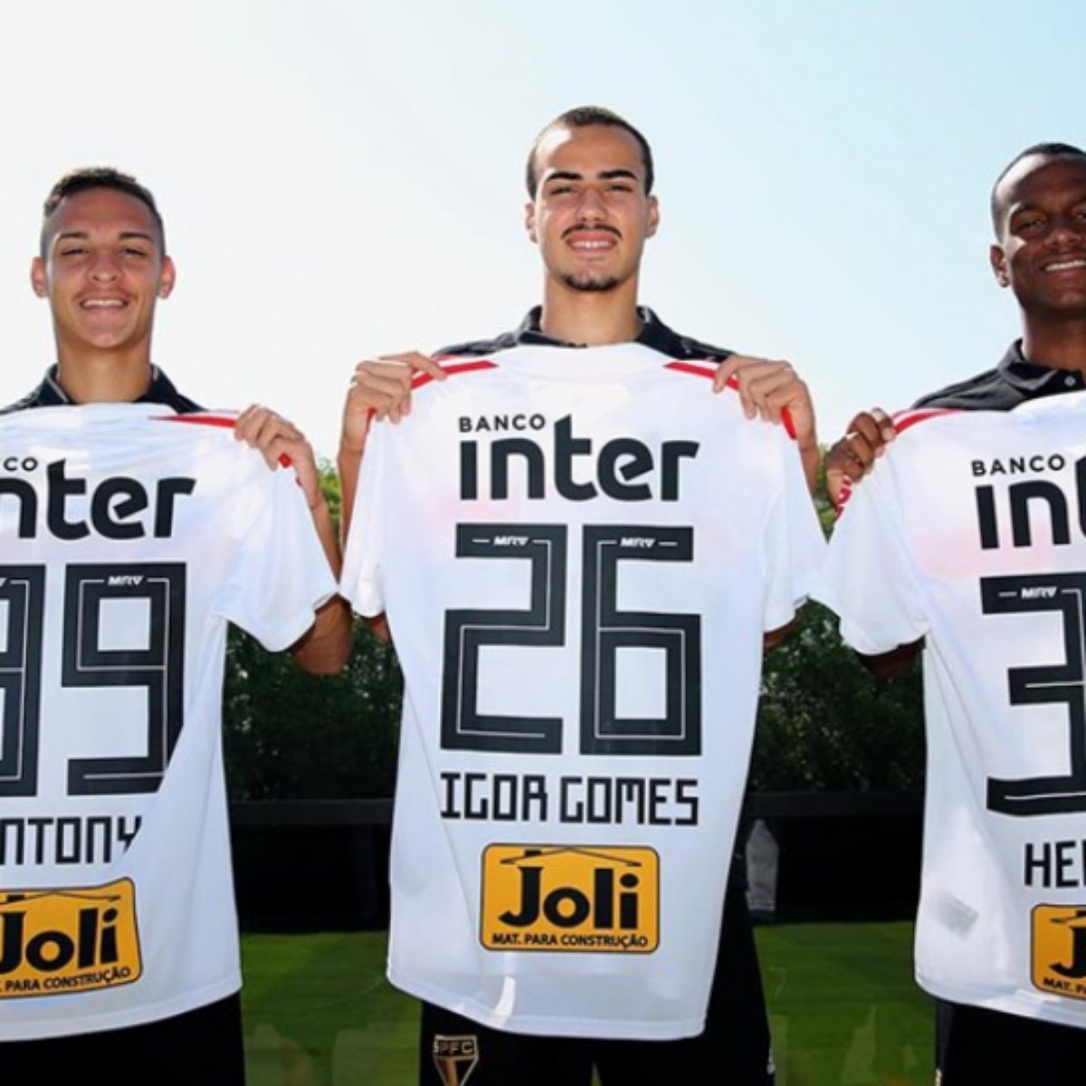 Antony E Helinho Sao Promovidos Pelo Sao Paulo Ao Elenco Profissional