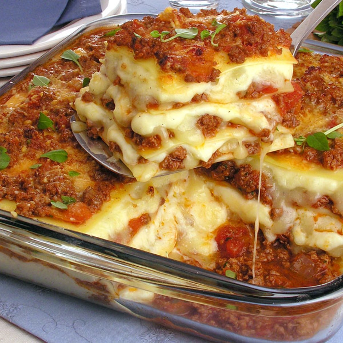 Lasanha Com Escondidinho De Carne Moida Se ela ainda estiver congelada, precisa deixar mais tempo esquentando. lasanha com escondidinho de carne moida