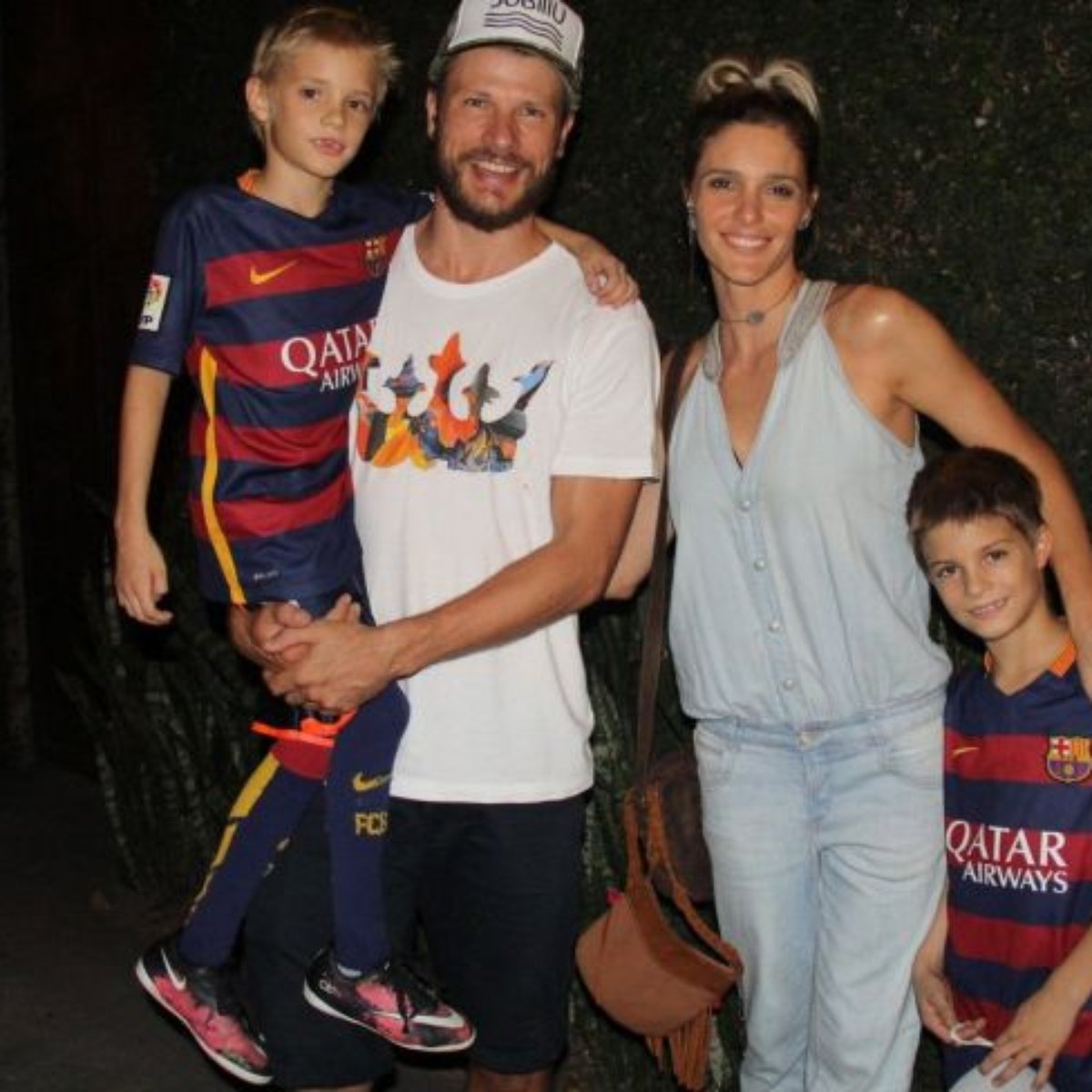 Mini Rodrigo Hilbert Ator Fica Encantado Ao Flagrar Filho Martelando Um Prego