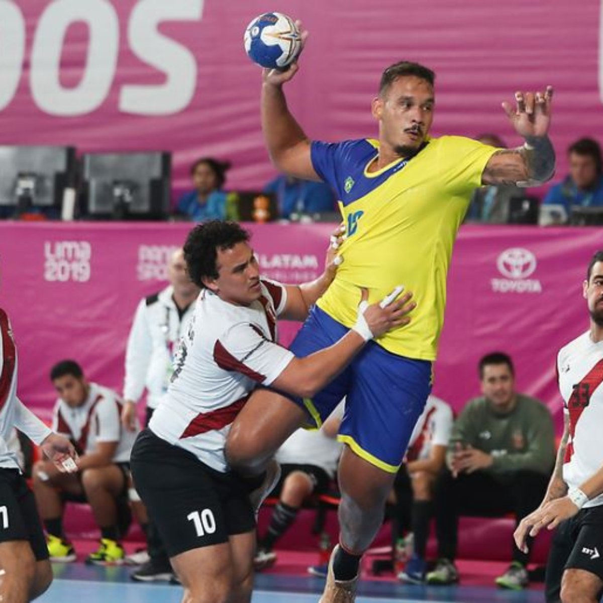 Handebol Brasil Atropela Peru E Se Garante Na Proxima Fase