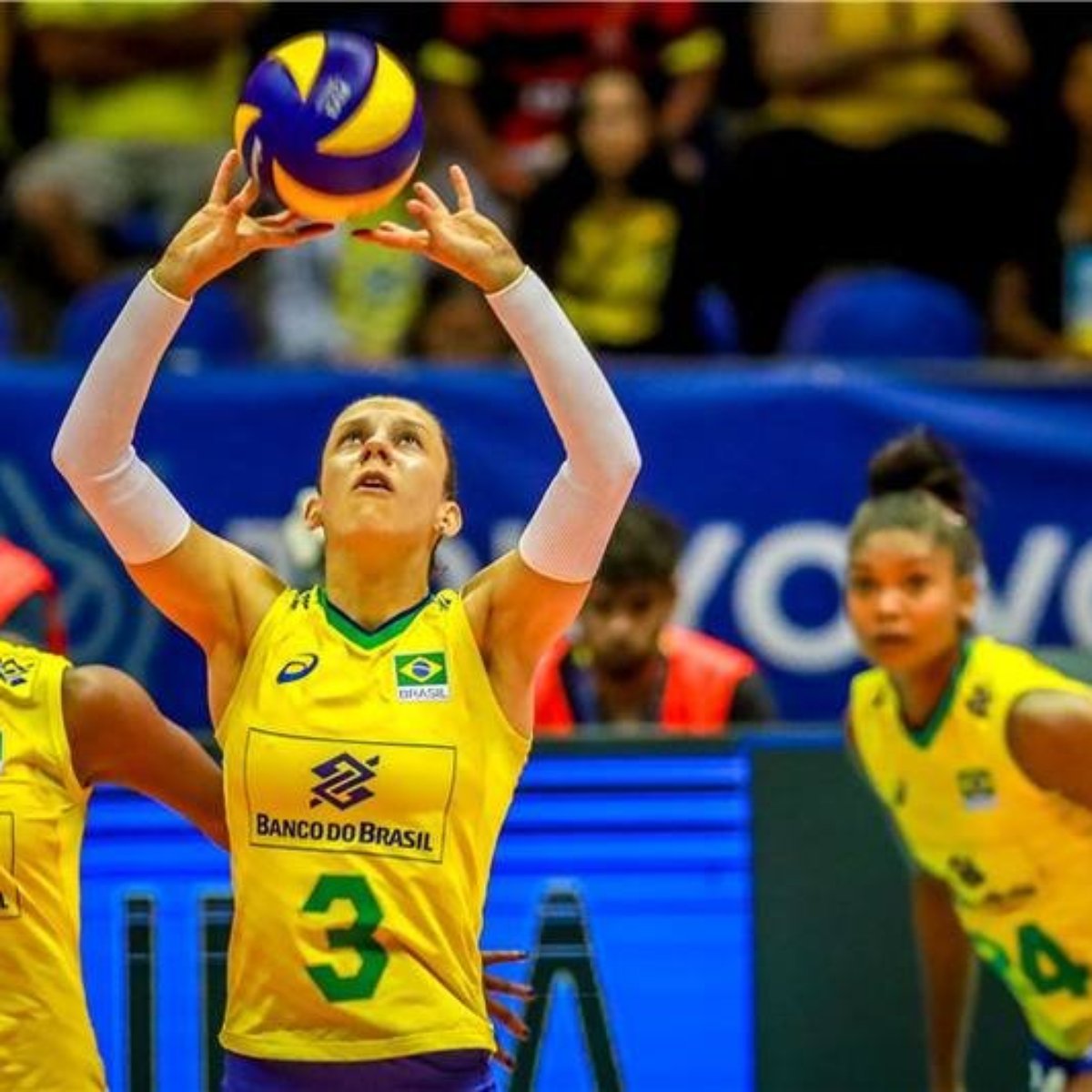 Com Time Misto Selecao Feminina De Volei Disputa Pan Embalada Por Vaga Olimpica