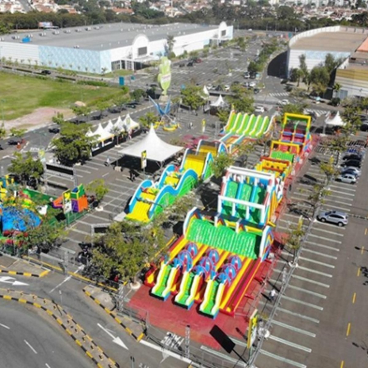 Parque de inflaveis Clearance