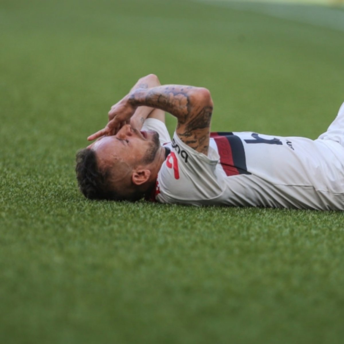 Rafinha Do Flamengo Vai Passar Por Cirurgia Na Face Nesta Segunda Feira