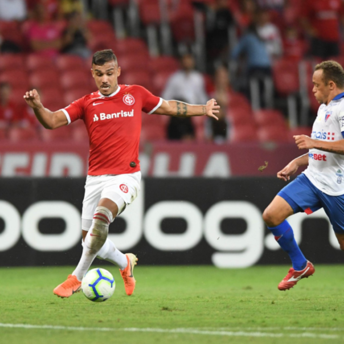 Internacional Passa Sufoco Mas Arranca Empate Do Fortaleza