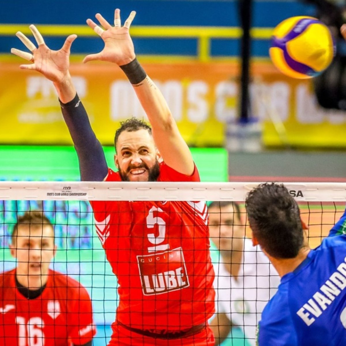 Cruzeiro Perde Final Do Mundial De Clubes De Volei Para Time De Leal E Bruninho