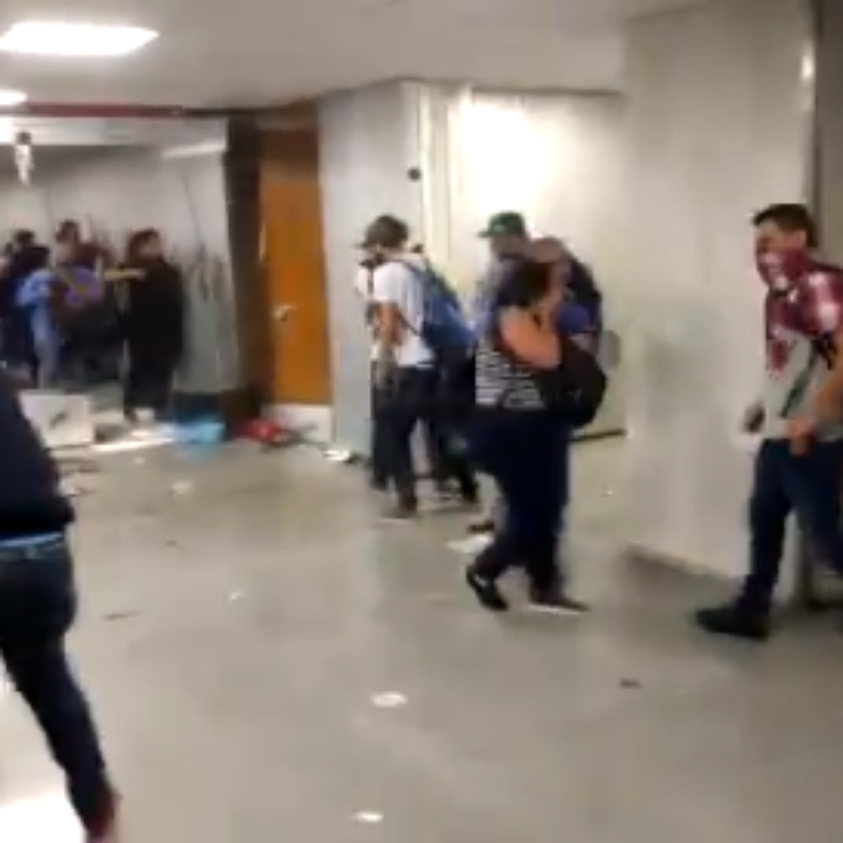 Resultado de imagem para Alesp aprova reforma, e servidores e PM entram em confronto