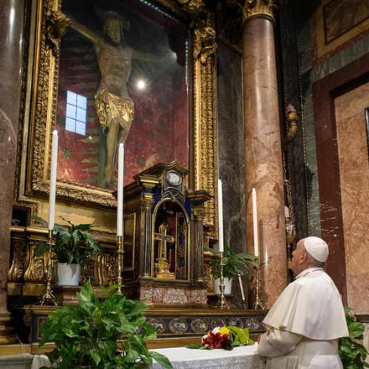 Crucifixo Milagroso' será levado para o Vaticano