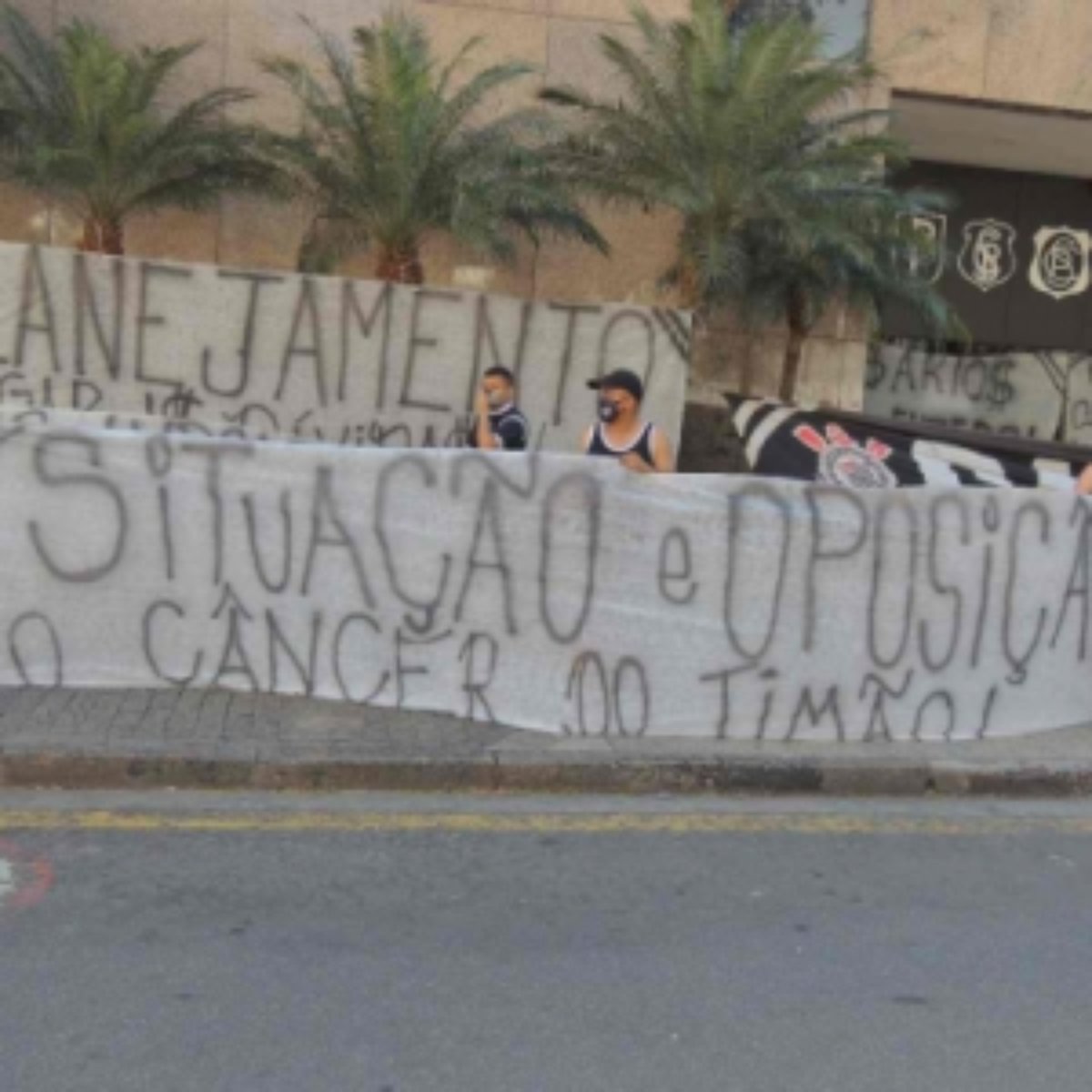 Presidente Da Gavioes Comenta Sobre Futuro E Dividas Do Corinthians