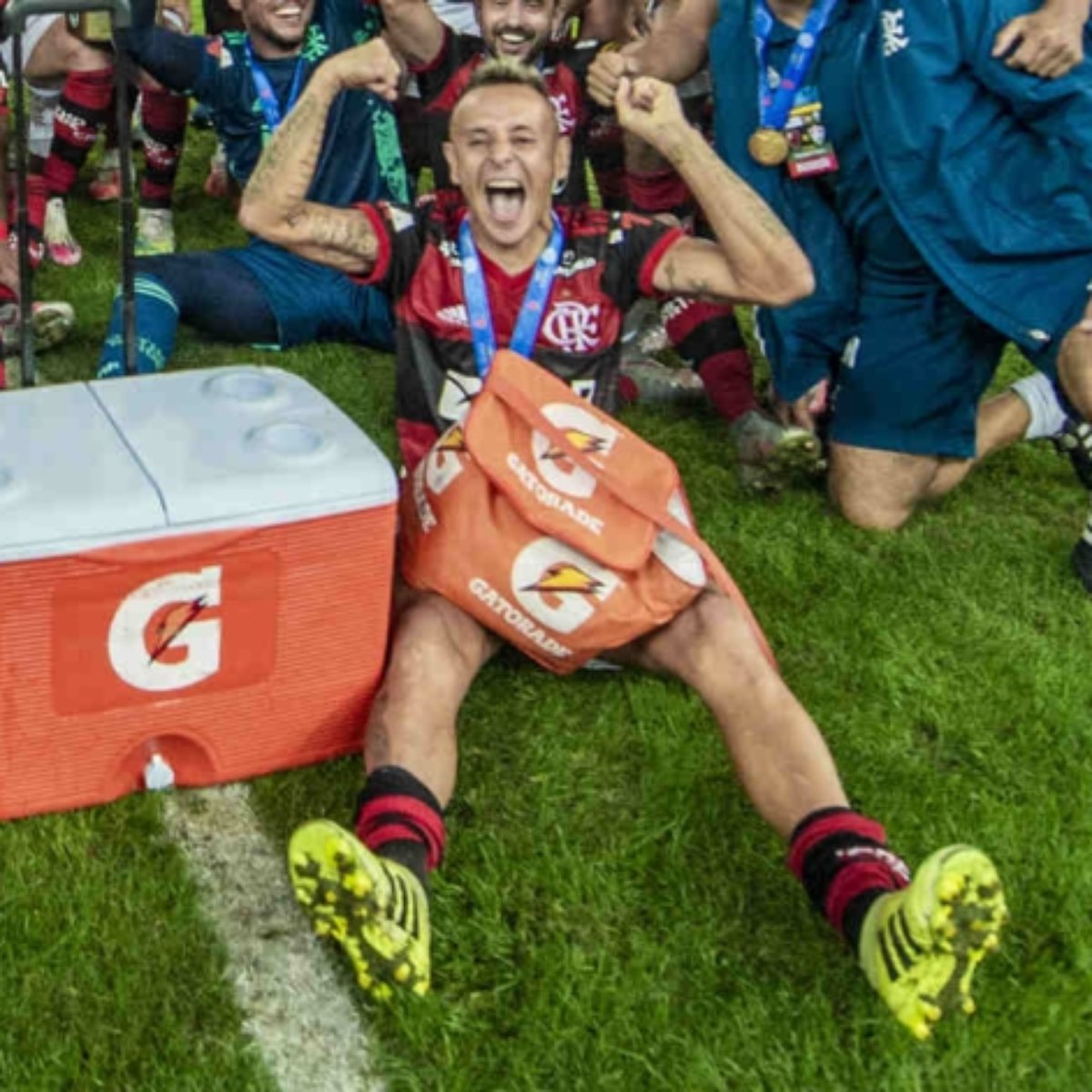 Imagem Do Pe De Rafinha Antes De Final Do Carioca Choca Web Veja