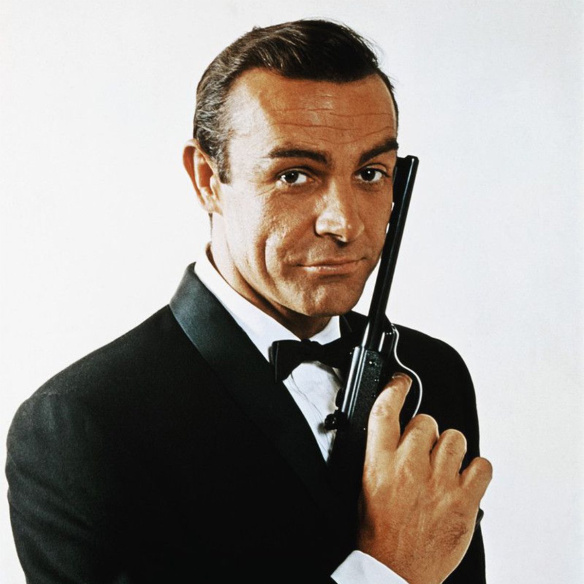 Produtores de 007 celebram 90 anos de Sean Connery
