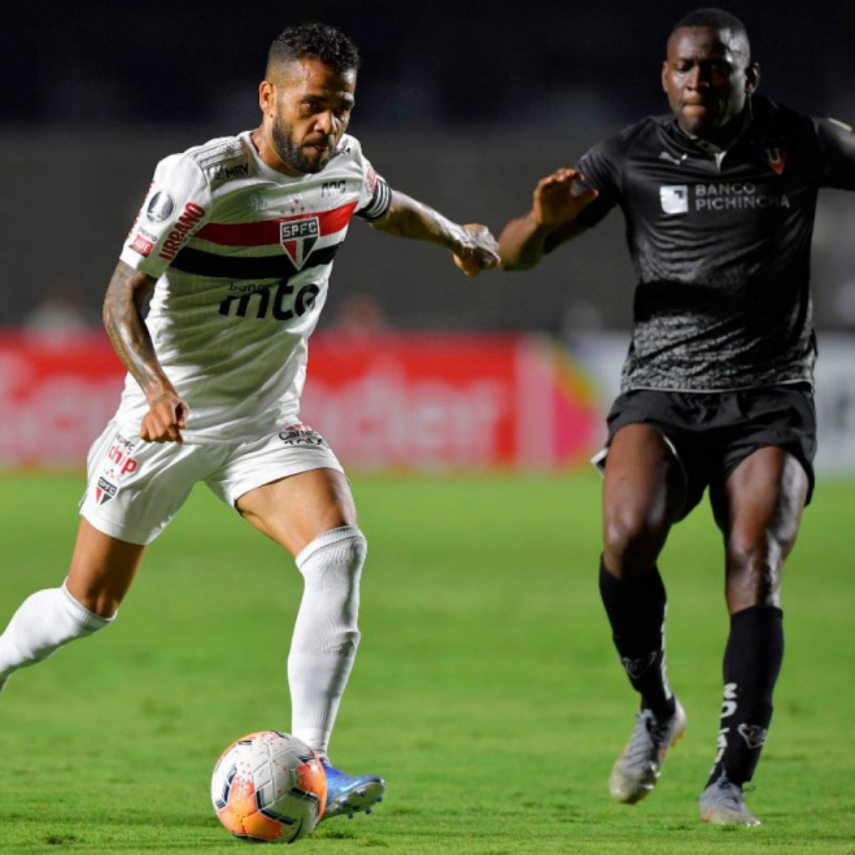 Ldu X Sao Paulo Provaveis Times Desfalques E Onde Assistir