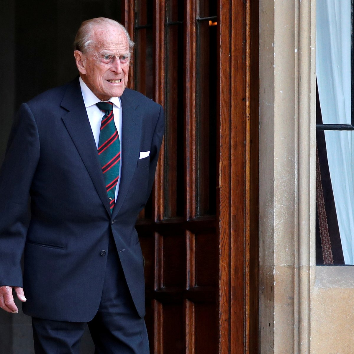 Aos 99 Anos Principe Philip Passa Segunda Noite No Hospital