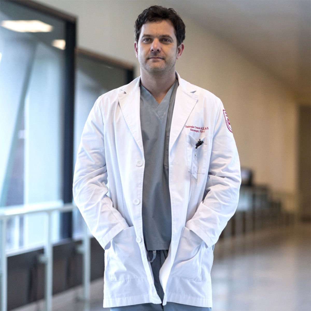 Dr Death Trailer Da Serie Mostra Medico Que Matava Em Cirurgias