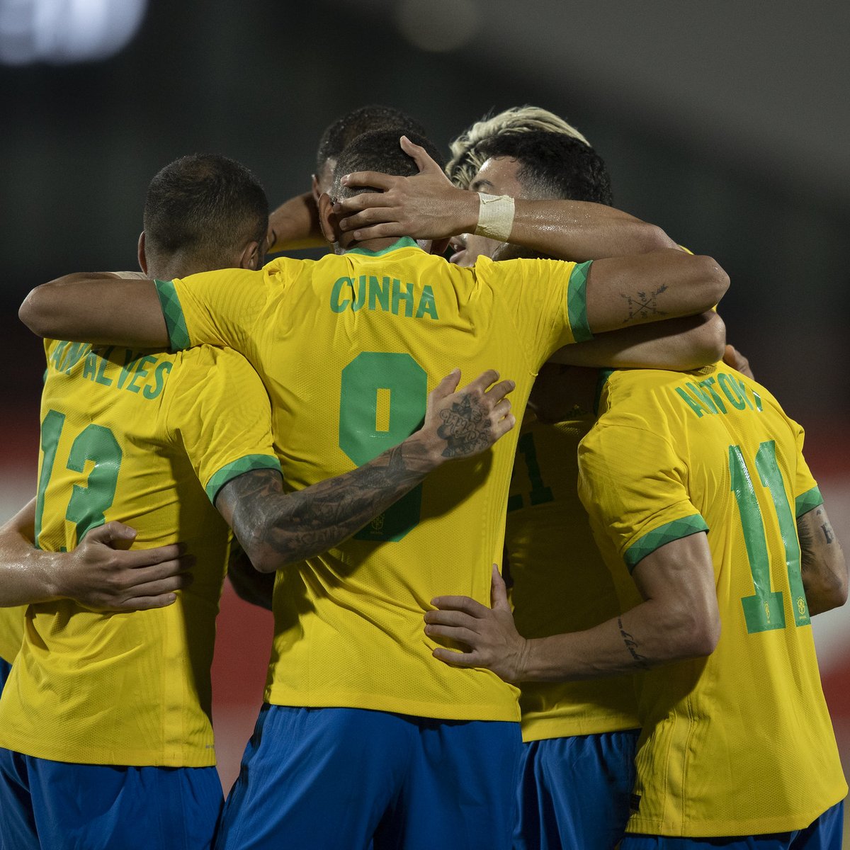 Brasil Passa Por Apuros Mas Goleia Emirados Arabes