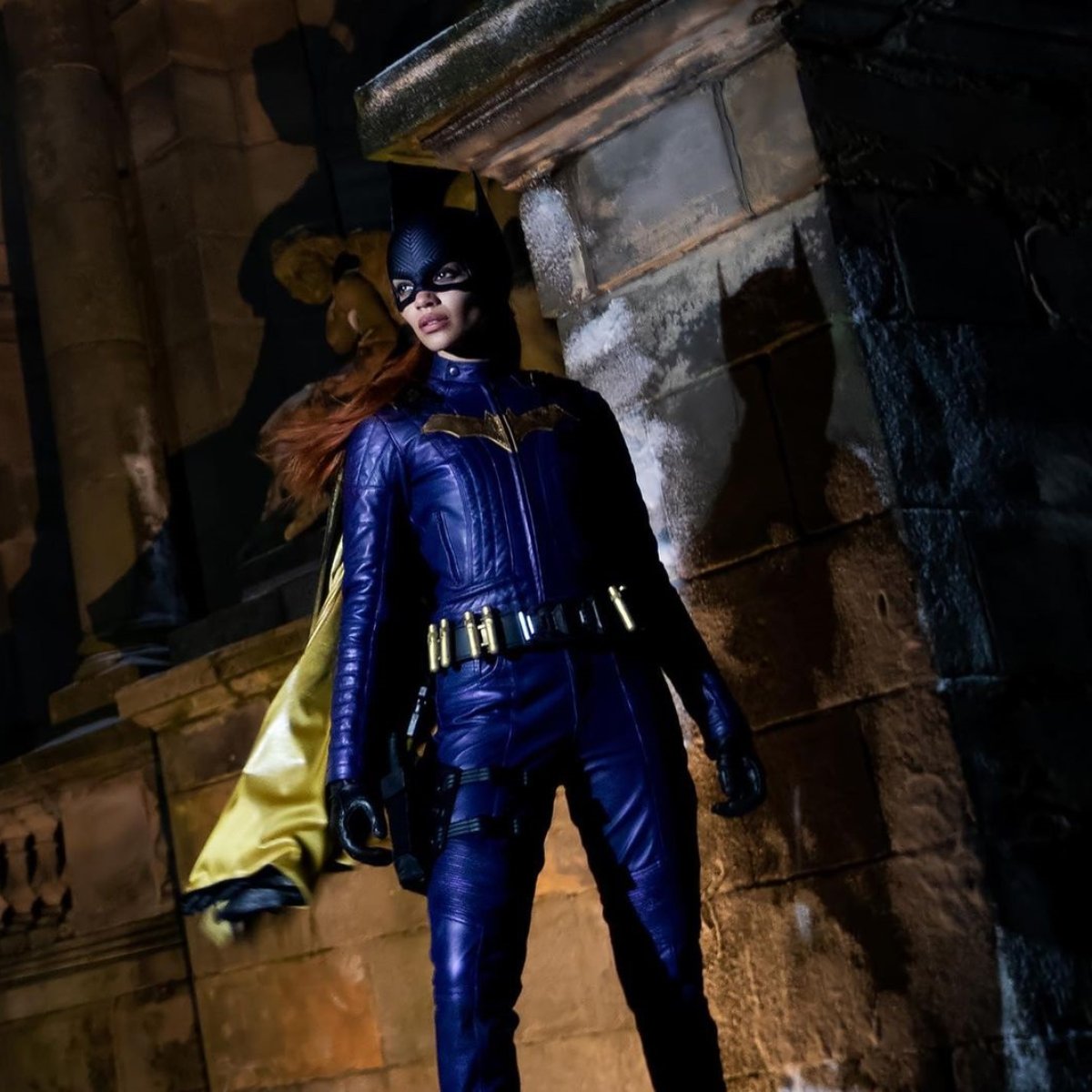 Leslie Grace revela seu visual como Batgirl