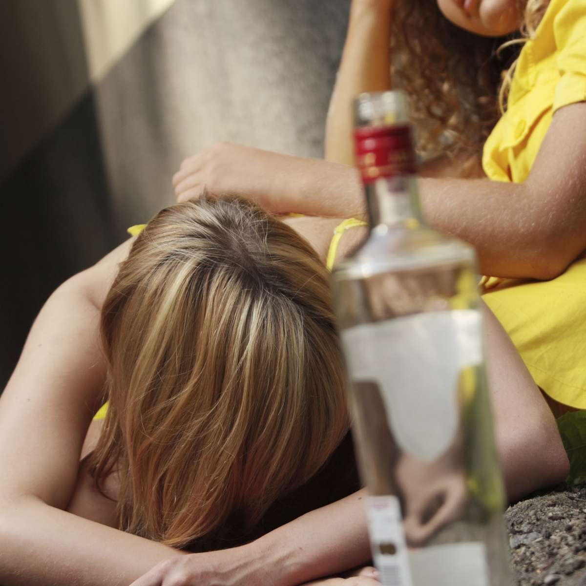 Consumo de álcool por vias anal e vaginal preocupa médicos foto