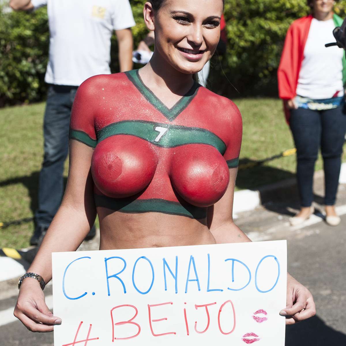 Andressa urach peladinha - www.openvalidation.io