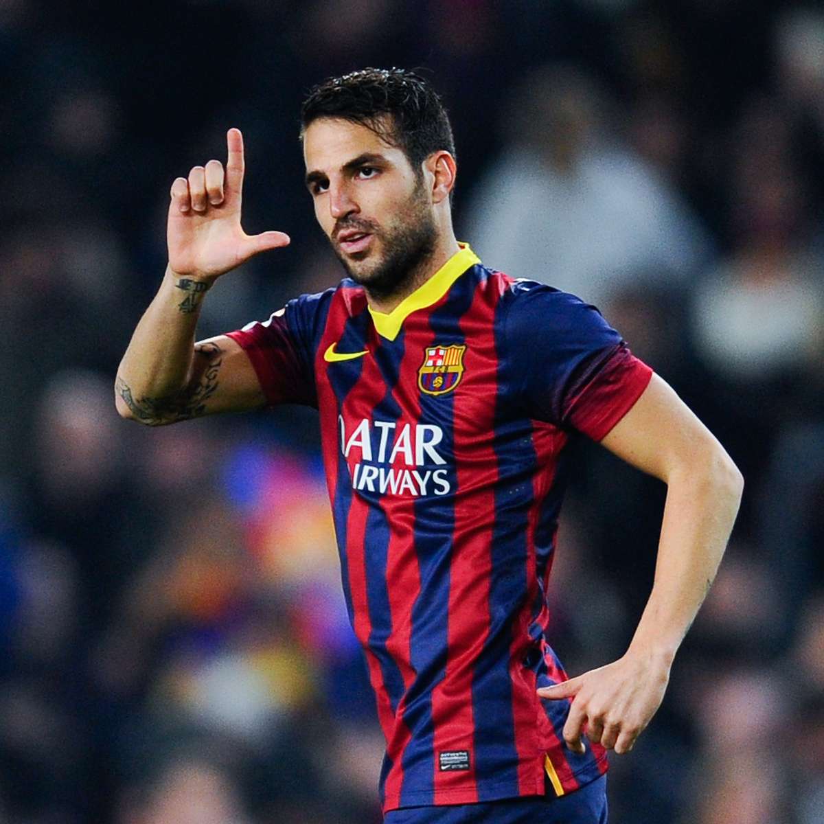 Fàbregas deixa o Barcelona e é anunciado pelo Chelsea