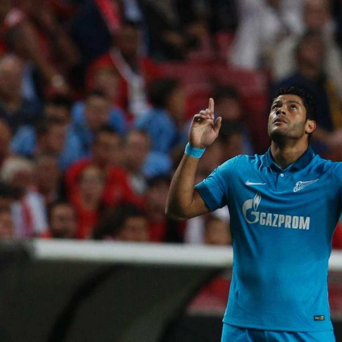 Hulk faz hat trick e Zenit volta à liderança do Campeonato Russo - ESPN
