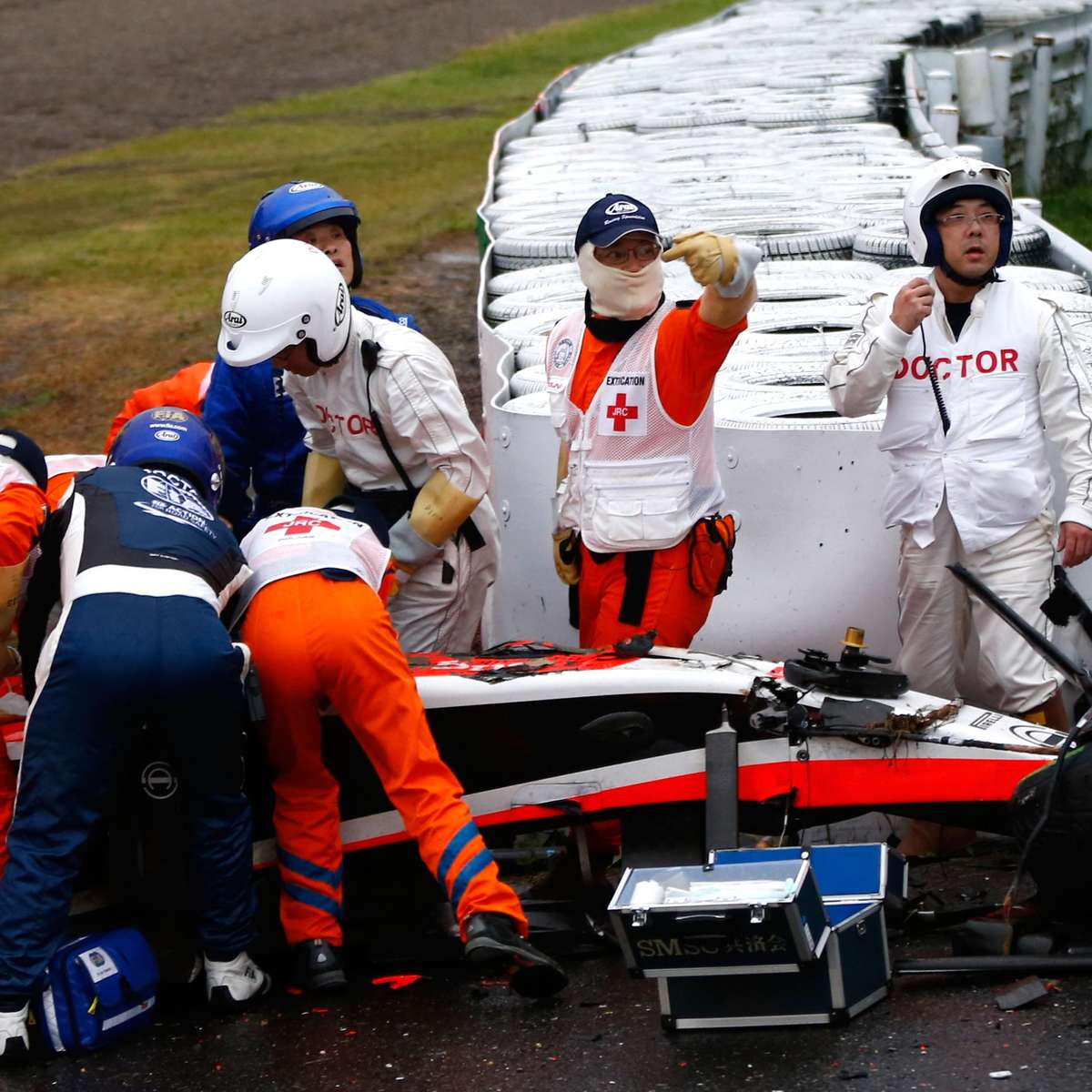 Piloto japonês morre após acidente grave em treino para corrida de