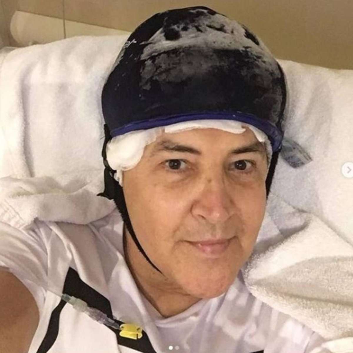 Metade do corpo é de fé e outra é de cansaço', declara Beto Barbosa após quimioterapia
